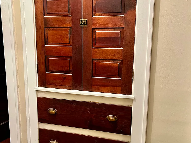Built-in Hallway Linen Closet and Drawers
