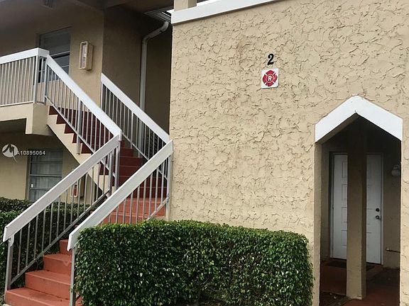3rd image of 10143 Twin Lakes Dr #2-J