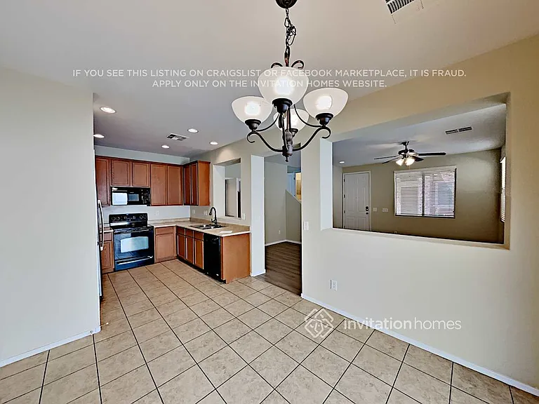 1744 E Joseph Way — Photo 6