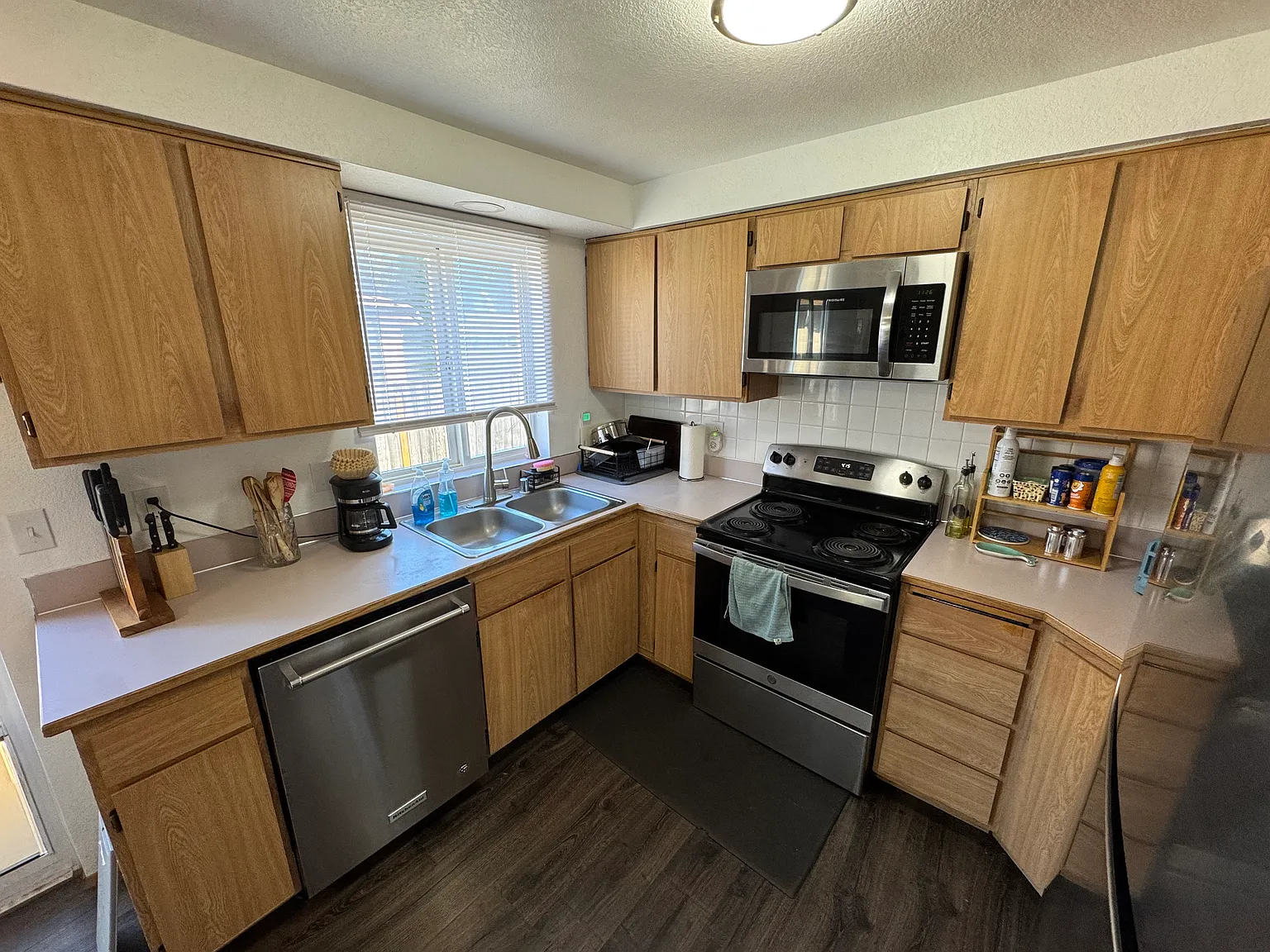 2 bed, 1.5 bath, 978 sqft, $2,600 — Photo 4