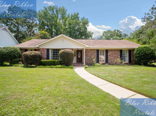 4913 Meredith Ct