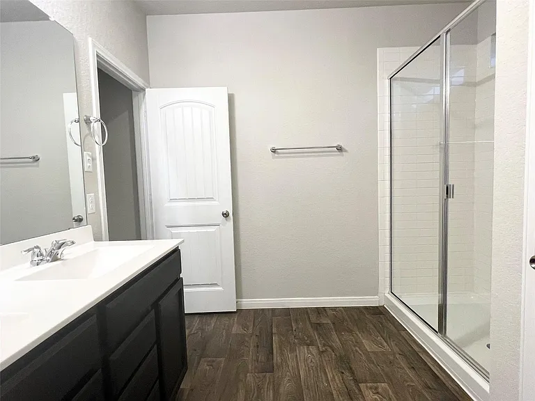 105 Naset Dr — Photo 27