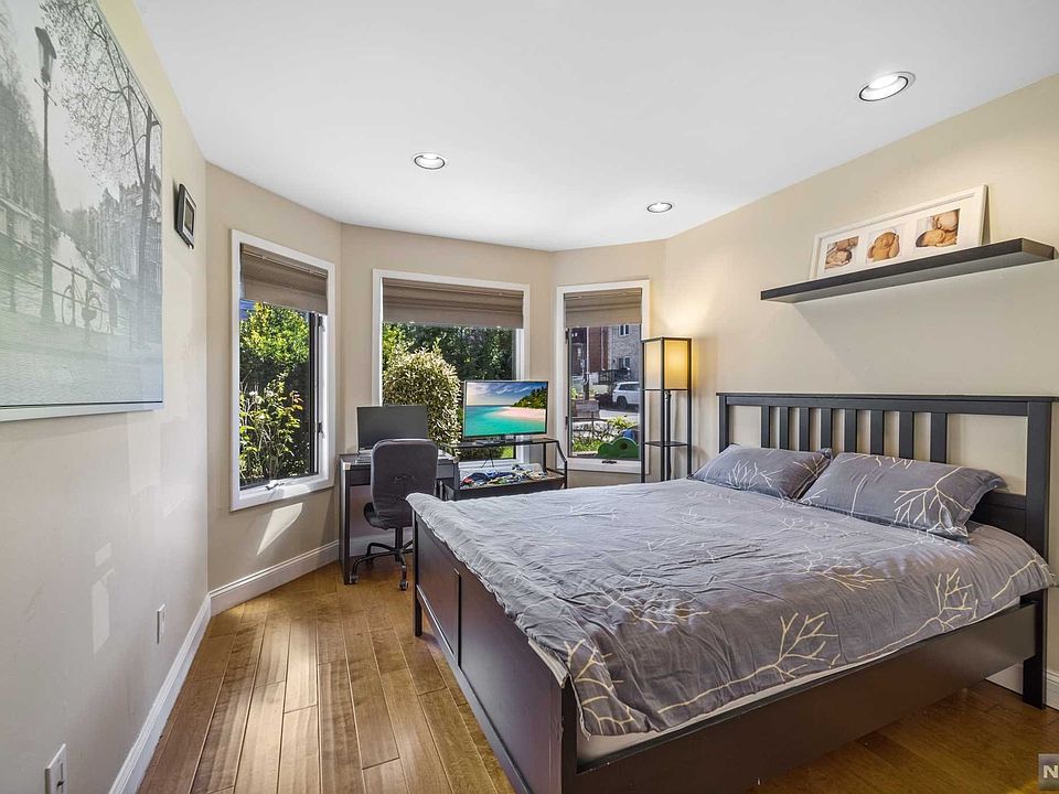 1st image of 218 Washington Ave #A