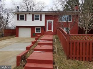 4907 Kirkdale Dr, Woodbridge, VA 22193