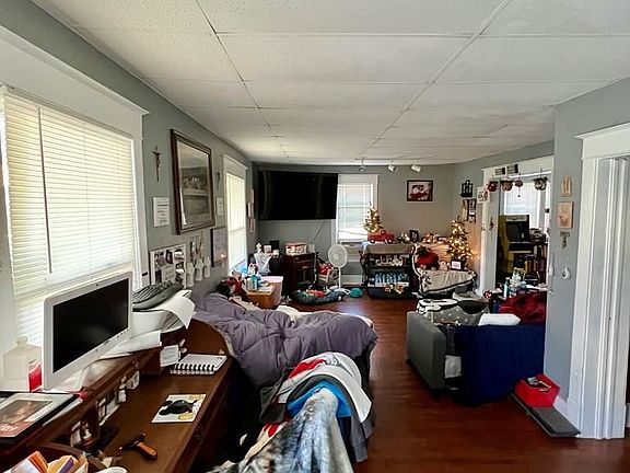 3rd image of 722 E Kibby St