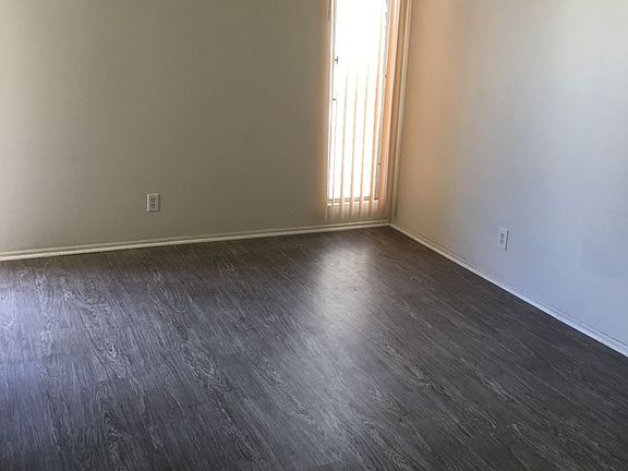 5th image of 505 N Lincoln Ave APT H