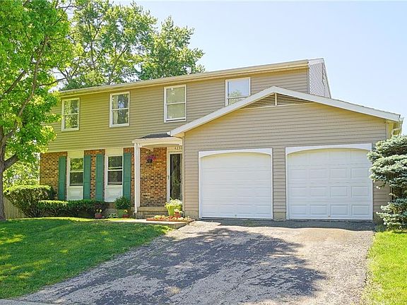 3rd image of 4230 Crownwood Ave