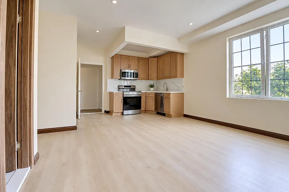 2 bed, $3,695 — Photo 2