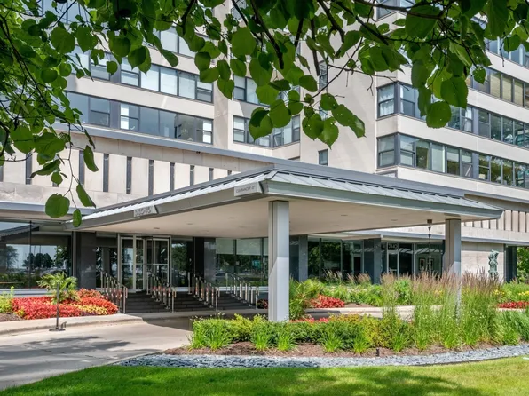 3430 N Lake Shore Dr APT 9L, Chicago, IL 60657