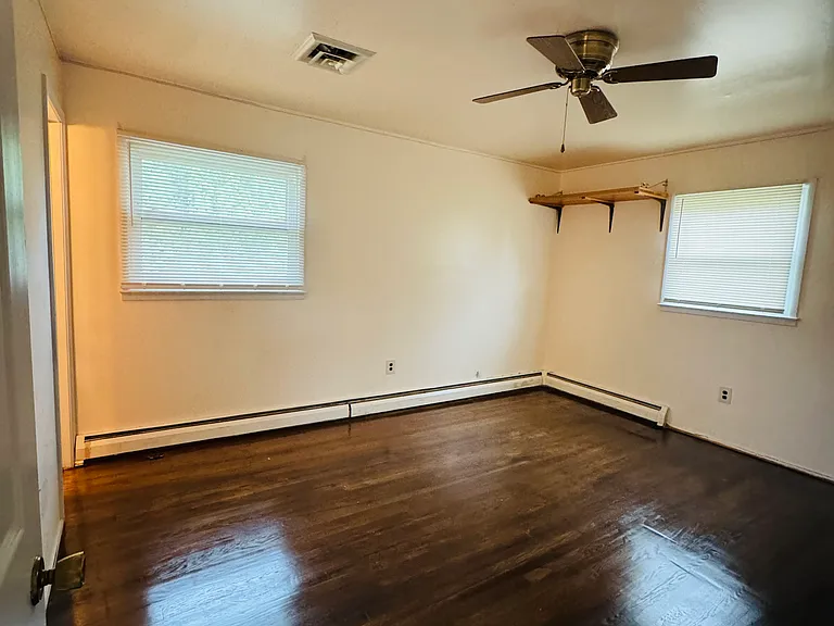 14007 Franklin St — Photo 27