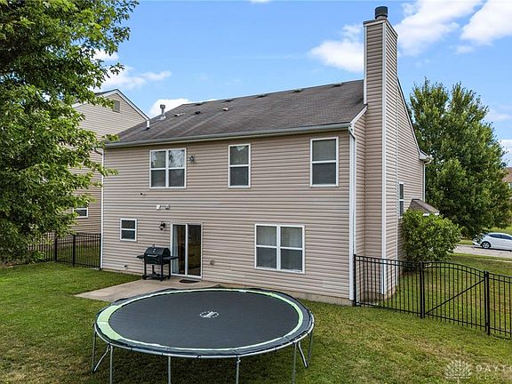 3rd image of 1027 Gleason Dr