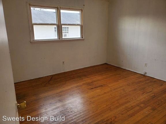 4th image of 1176 Stubbins St #B