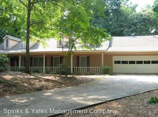 211 Lincoln Ln, Lagrange, GA 30240