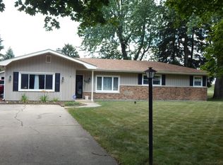 806 Barber Ln, Joliet, IL 60435