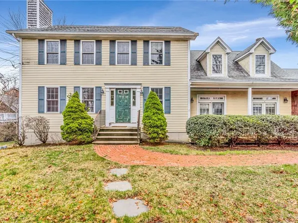 190 Narragansett Pkwy, Warwick, RI 02888