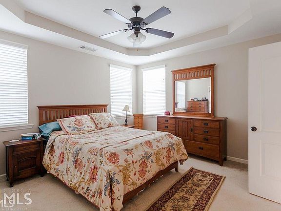 5th image of 274 Turnbridge Cir