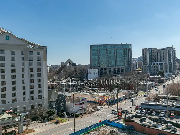 1803 Broadway #507 — Photo 32