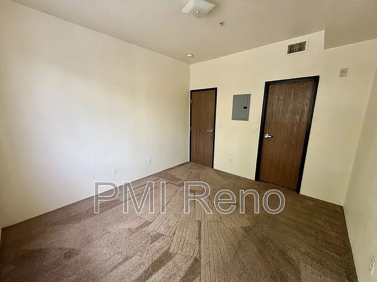 Big Horn Apartments — Photo 58