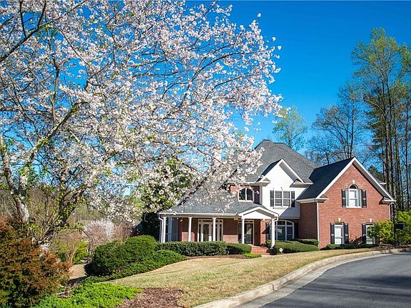 2nd image of 230 Woodscape Ct
