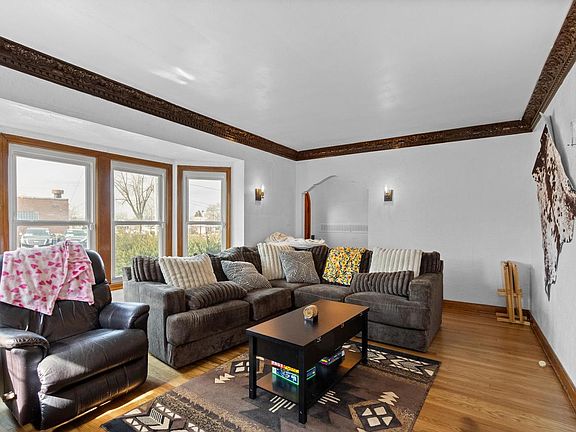 5th image of 3620 South Howell AVENUE