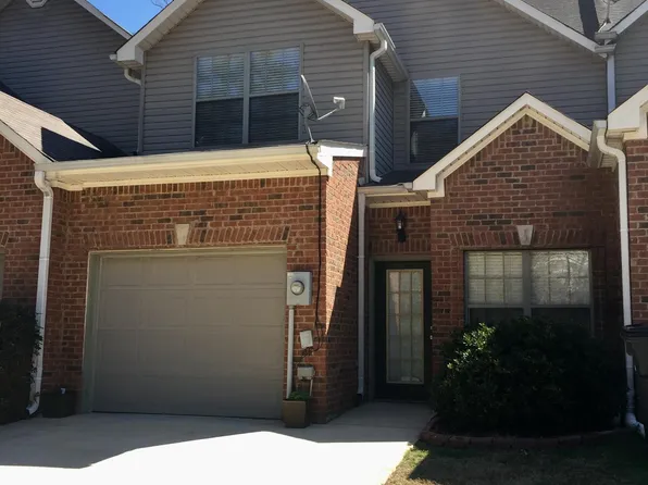 404 Highland Cove Dr, Birmingham, AL 35226