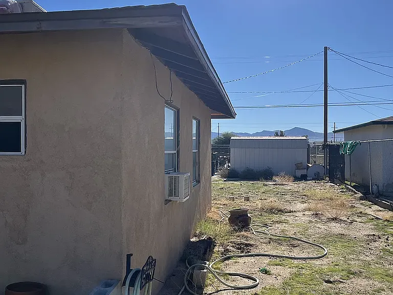 326 E Williams St — Photo 2