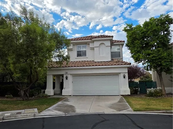 1300 Elk River Cir, Las Vegas, NV 89134
