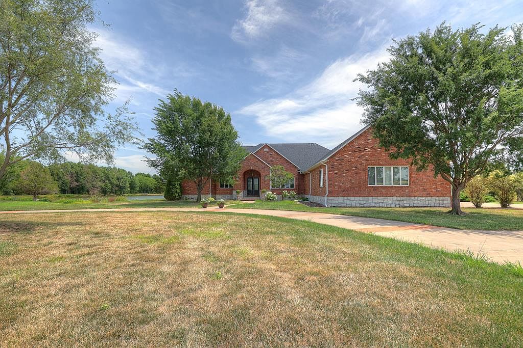 510 N Riverside Dr, Columbus, KS 66725 MLS 47213 Zillow