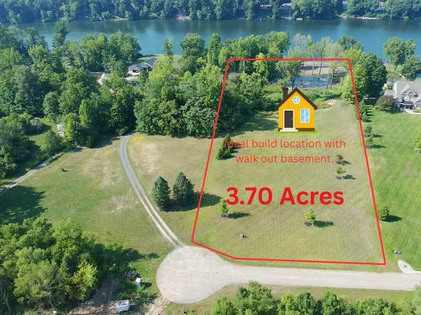 4567 Lake Pines Ln, Berrien Springs, MI 49103