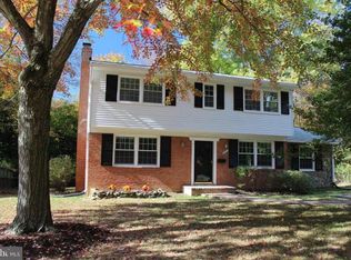 2432 Drexel St, Vienna, VA 22180