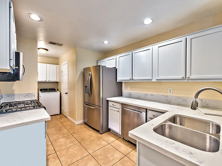 8217 Diamond Star Ct — Photo 7