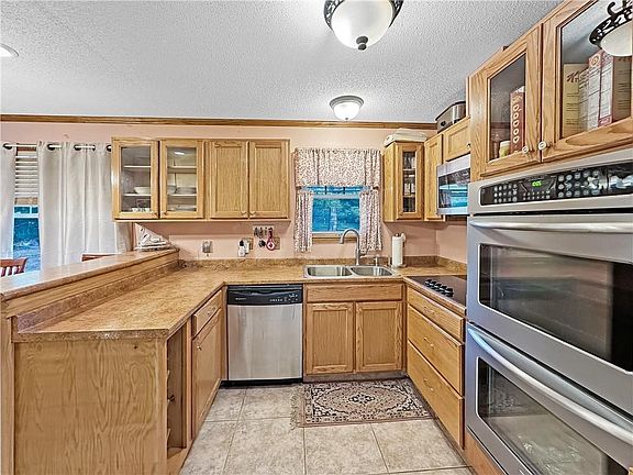 5th image of 29245 Davis Rd