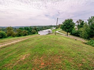 75 Riffle Ln, Leon, WV 25123