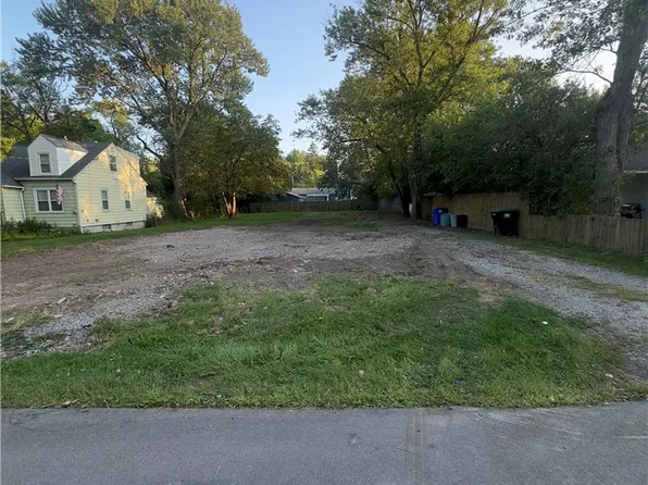 1544 Cox Rd #56, Grand Island, NY 14072