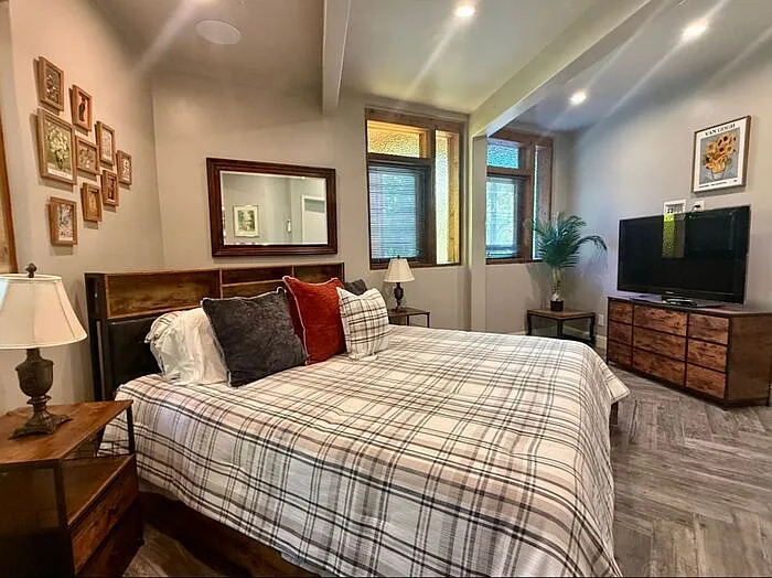 33 Linda Vista Dr #B — Photo 8