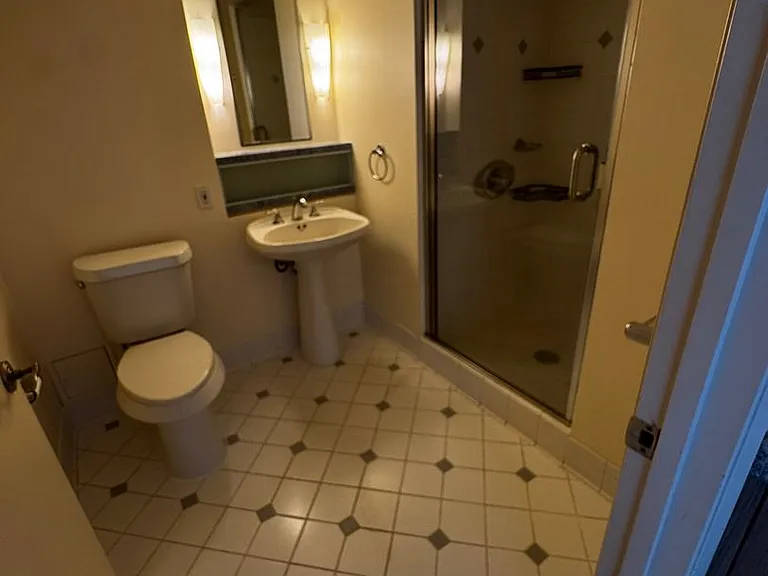 801 S King St #1508 — Photo 18
