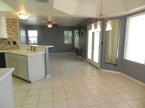 5th image of 4991 W Hurston Dr