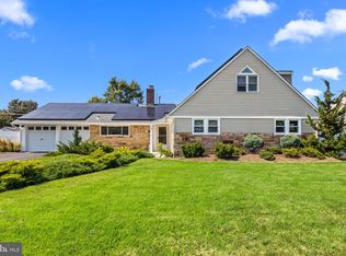 107 Forsythia Dr N, Levittown, PA 19056