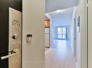 8 Park Rd #PENTHOUSE 3711, Toronto, ON M4W 3S5