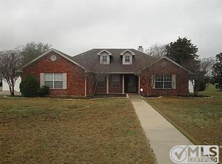1412 N Saint Charles Ave, Pilot Point, TX 76258