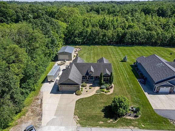 5th image of 4723 Ark Ln