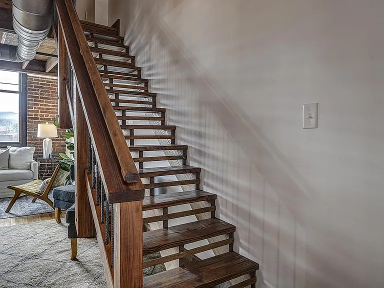 110 W Market St #304 — Photo 21