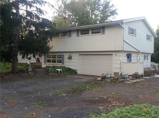 519 Haley Rd, Ontario, NY 14519