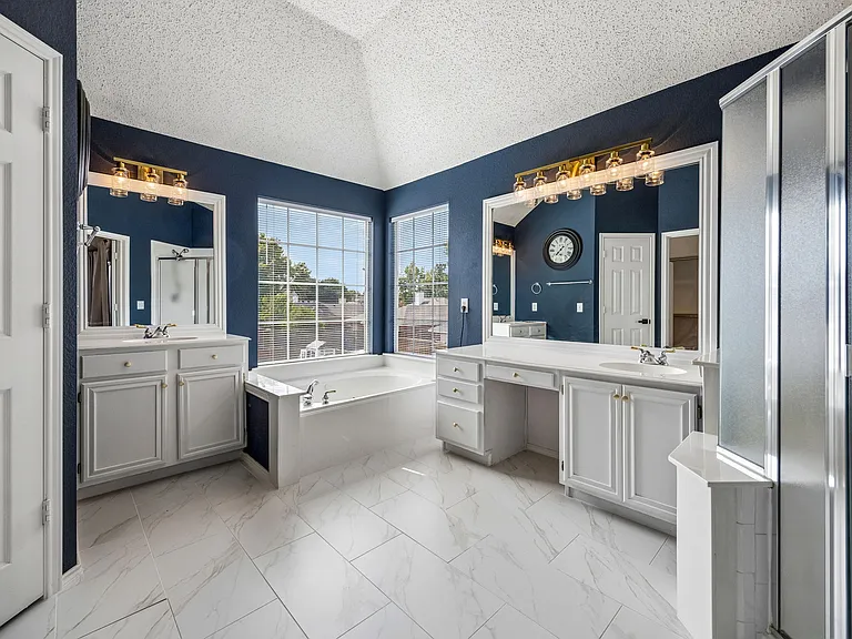 11002 Brandenberg Dr — Photo 18