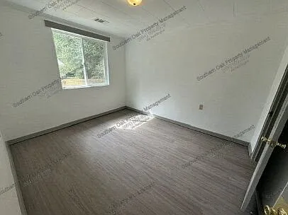216 Summit St — Photo 4