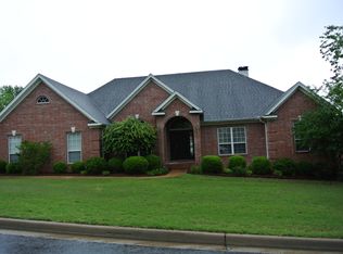 123 Mohawk Dr, Maumelle, AR 72113