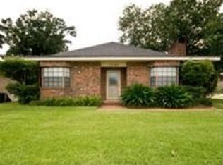 1100 Westwood Dr, Marrero, LA 70072