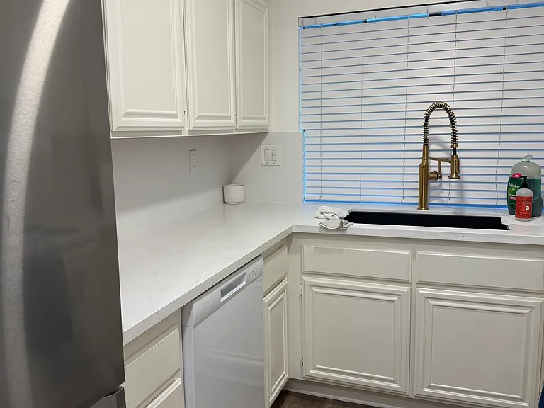 5805 Oak Bend Ln #207 — Photo 4