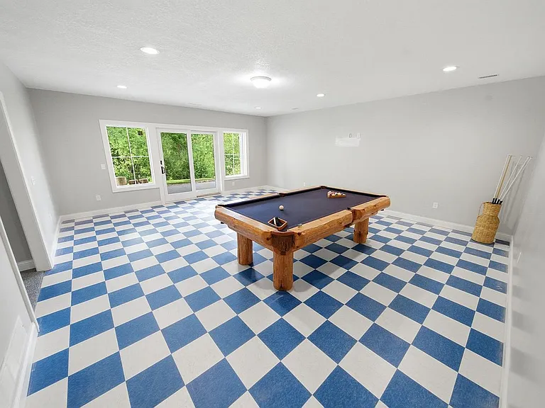 4070 Cameo Pl NE — Photo 16