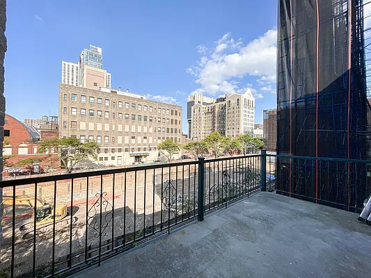 Rented by Skyward | media 28